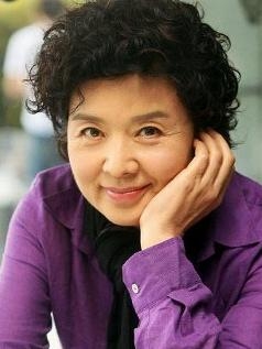 尹美罗